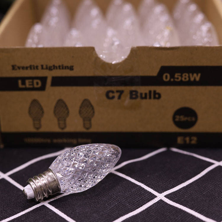 Ampoules de remplacement à DEL de nuit blanc froid C7