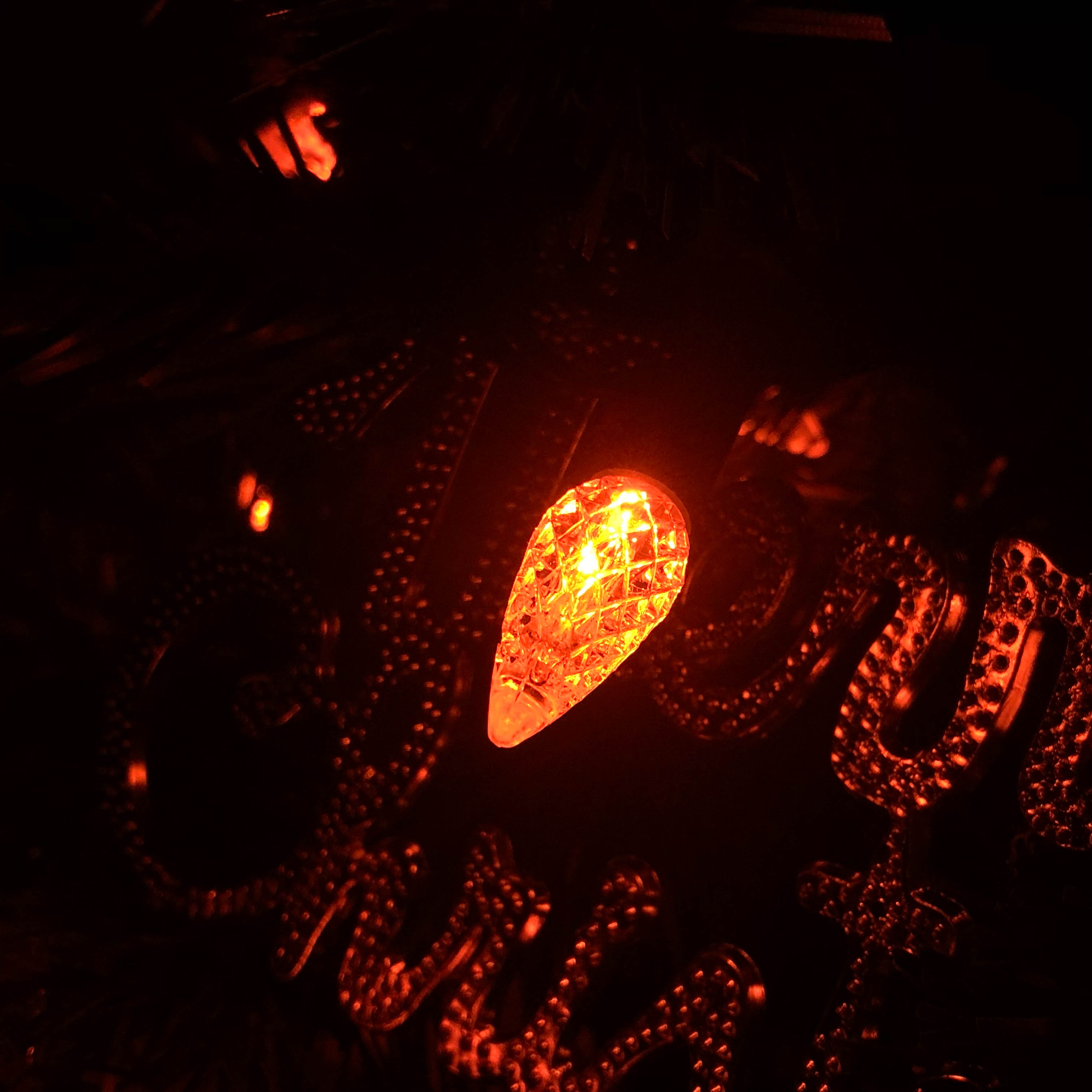 22 AWG fil UL étanche utilisation extérieure Orange LED C6 fraise LED guirlandes lumineuses