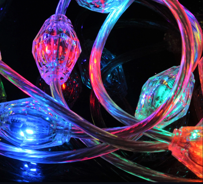 Le diamant RVB allume les lumi&egrave;res de pixel de C.C SMD3535 de 12V SPI allume IP65